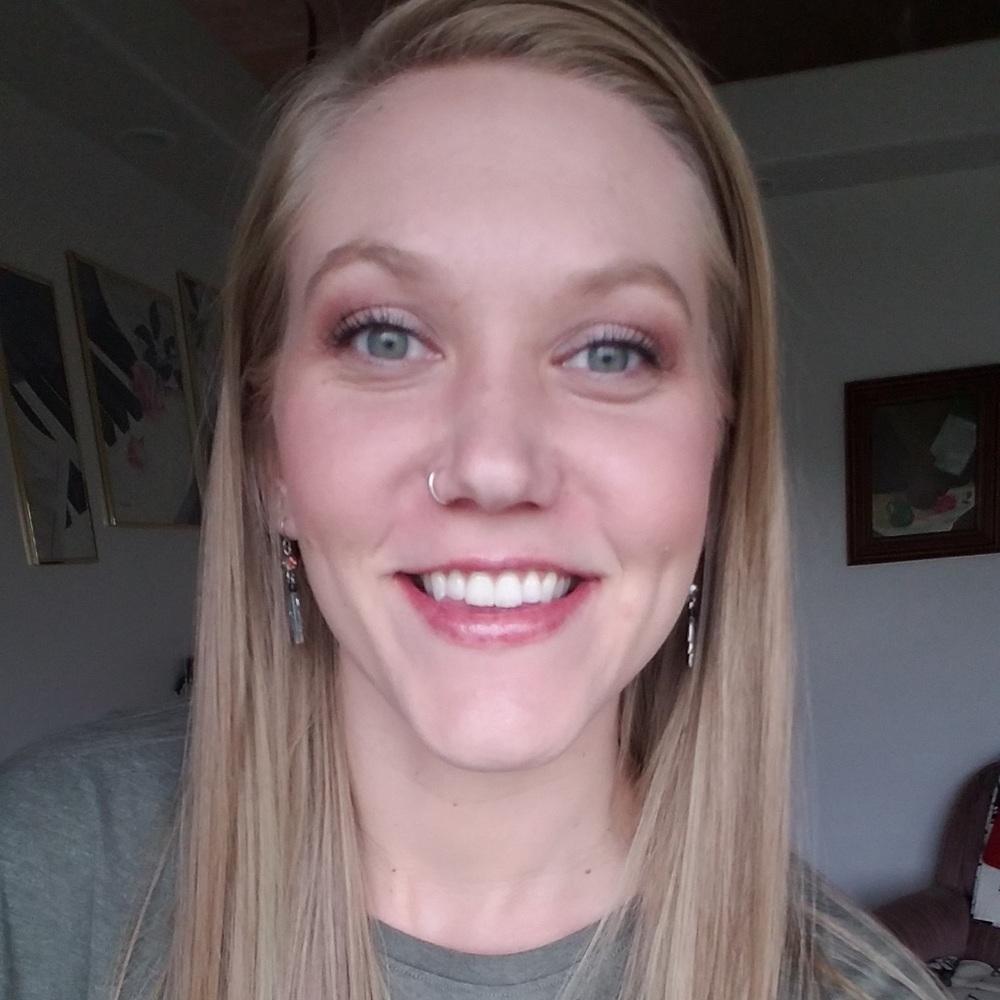 Meet your Posher, Katie